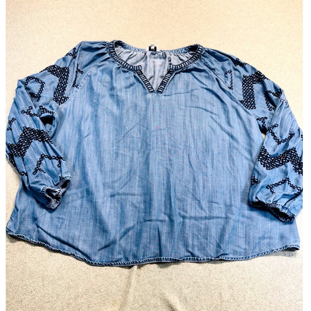 Crown & Ivy Womens Chambray Embroidered Peasant XL Blouse Blue Long Sleeve Boho
